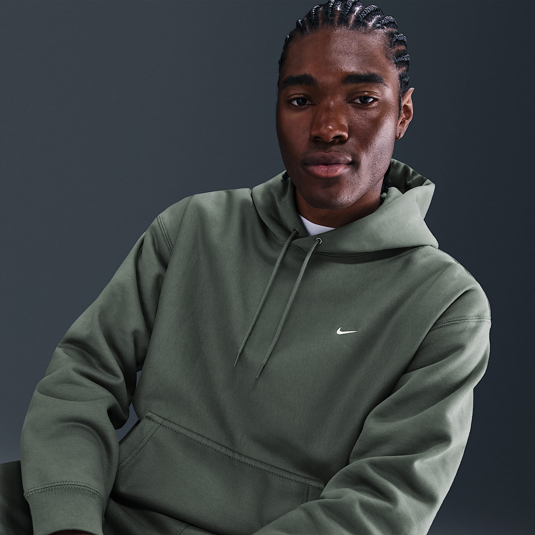 Nike Solo Swoosh Men's Pullover Hoodie – Clay Green/Clay Green/White