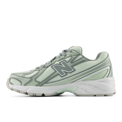 740 – MINT WATER with SILVER MOSS
