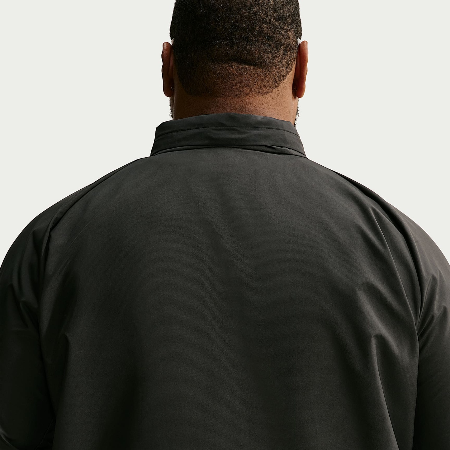 Nike Miler Men's Repel UV Protection Running Jacket – Black/Black