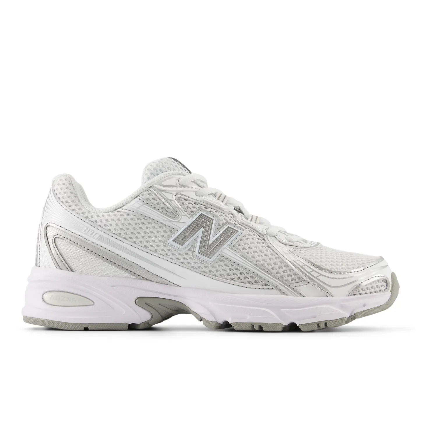 740 – WHITE with Metallic Silver and Reflection