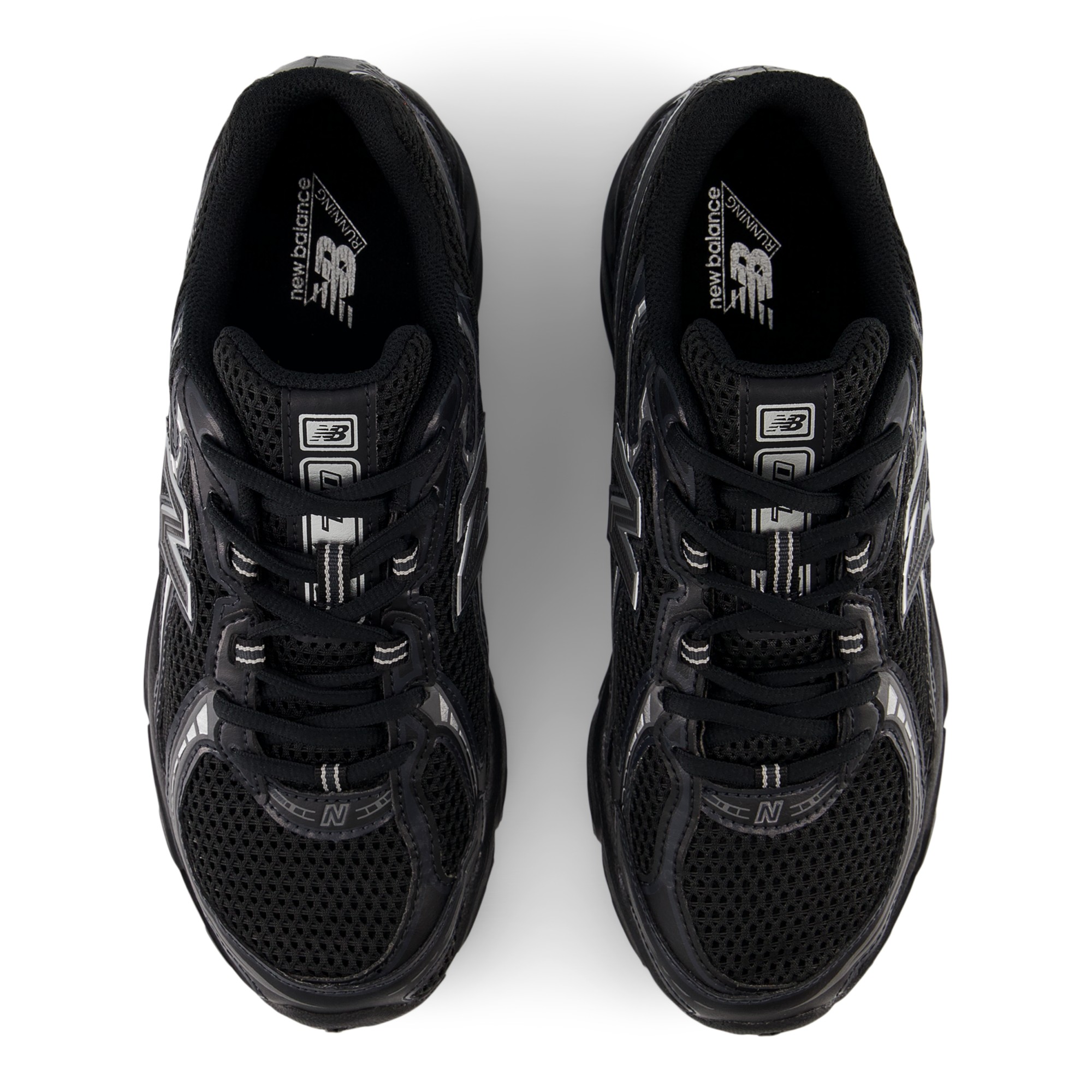 740 – BLACK with SILVER METALLIC