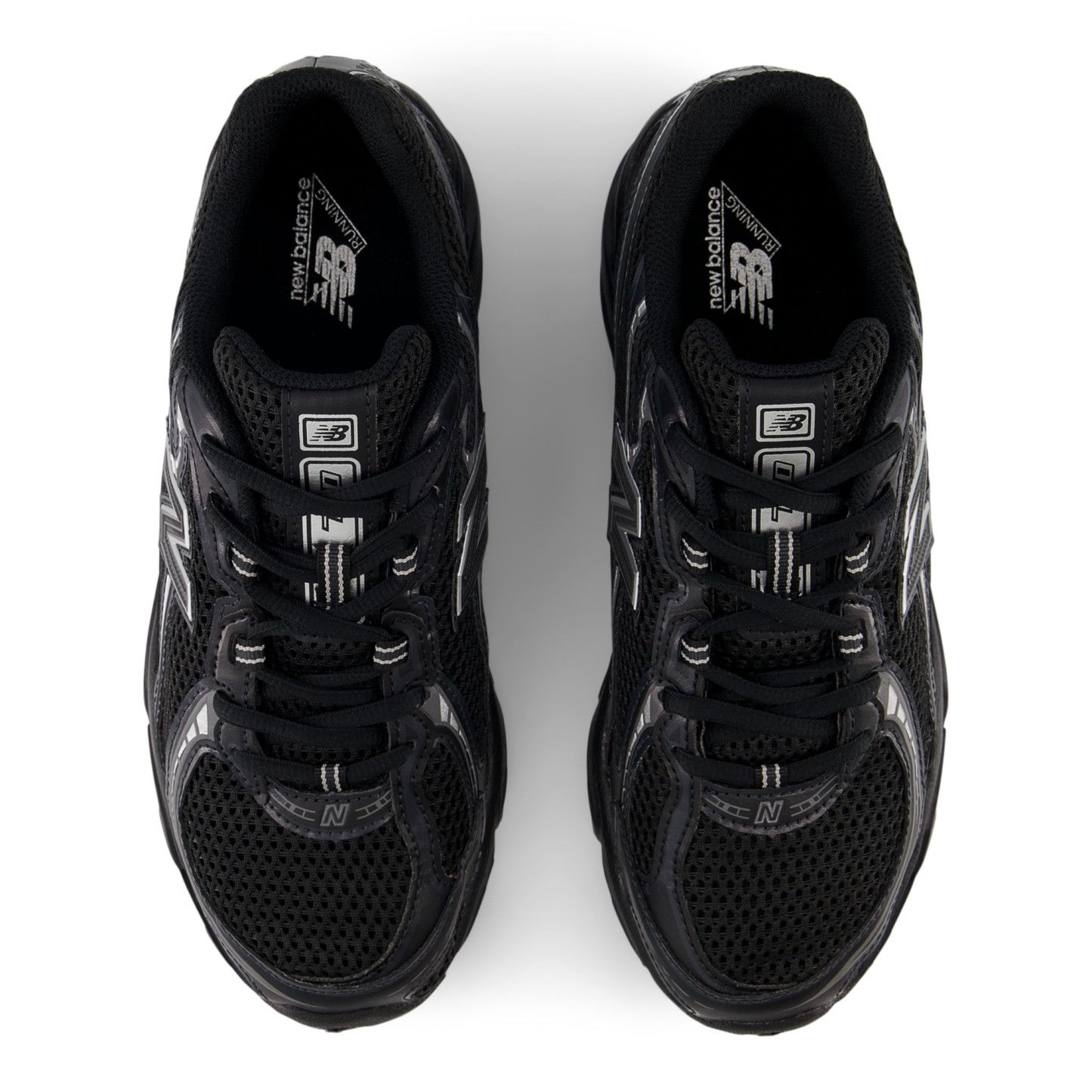 740 – BLACK with SILVER METALLIC