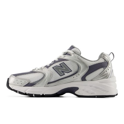 530 – SILVER METALLIC with NEPTUNE GREY and WHITE