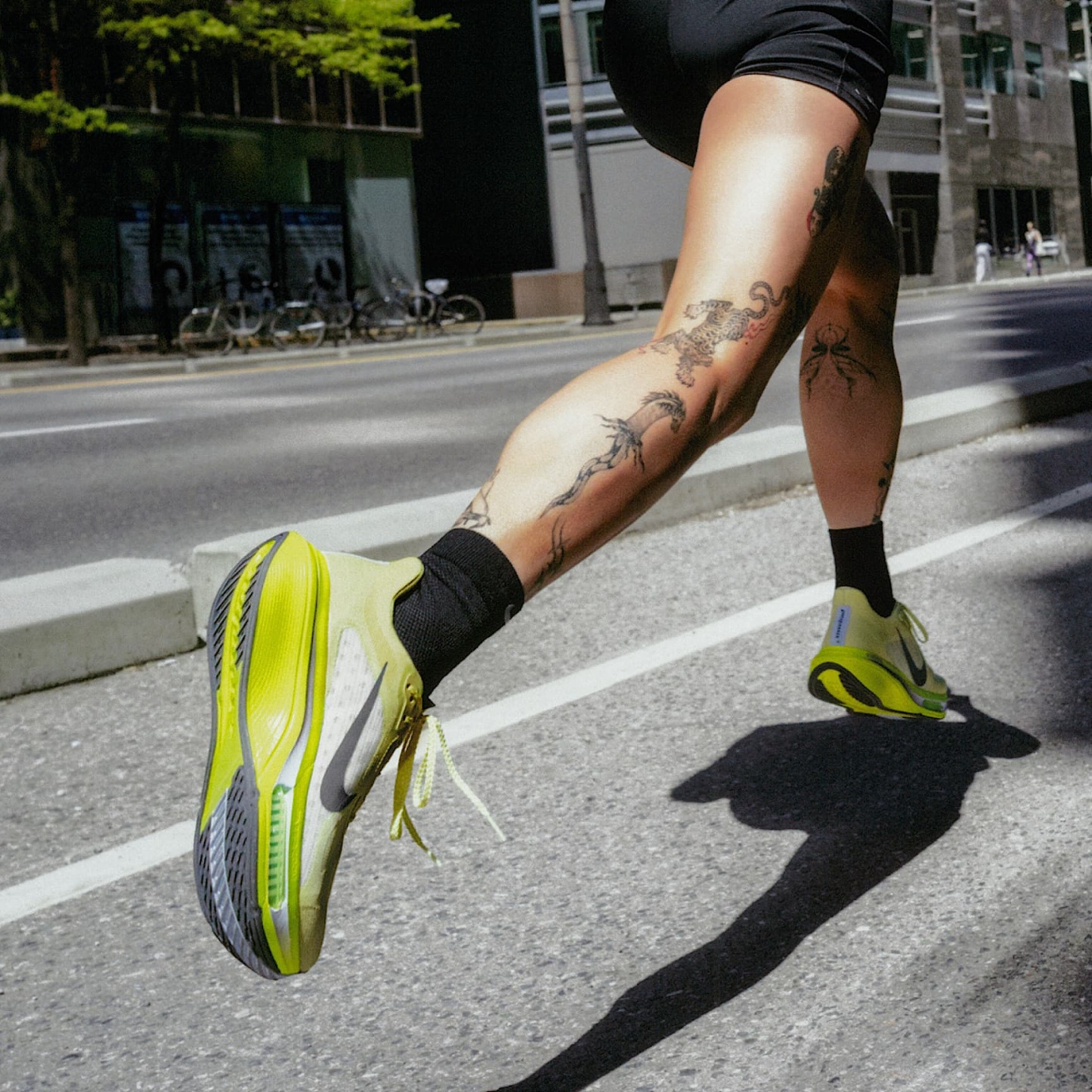 Nike Pegasus Plus 2 Women's Road-Running Shoes – Fennel/Lemon Venom/Palest Purple/Gridiron
