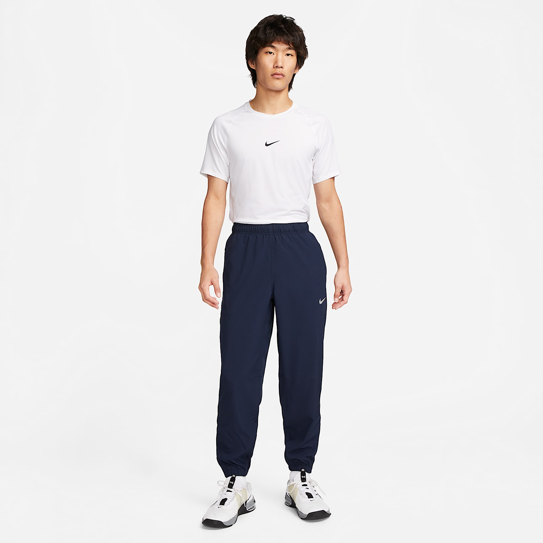 Nike Form Men's Dri-FIT Tapered Versatile Trousers – Obsidian/Black