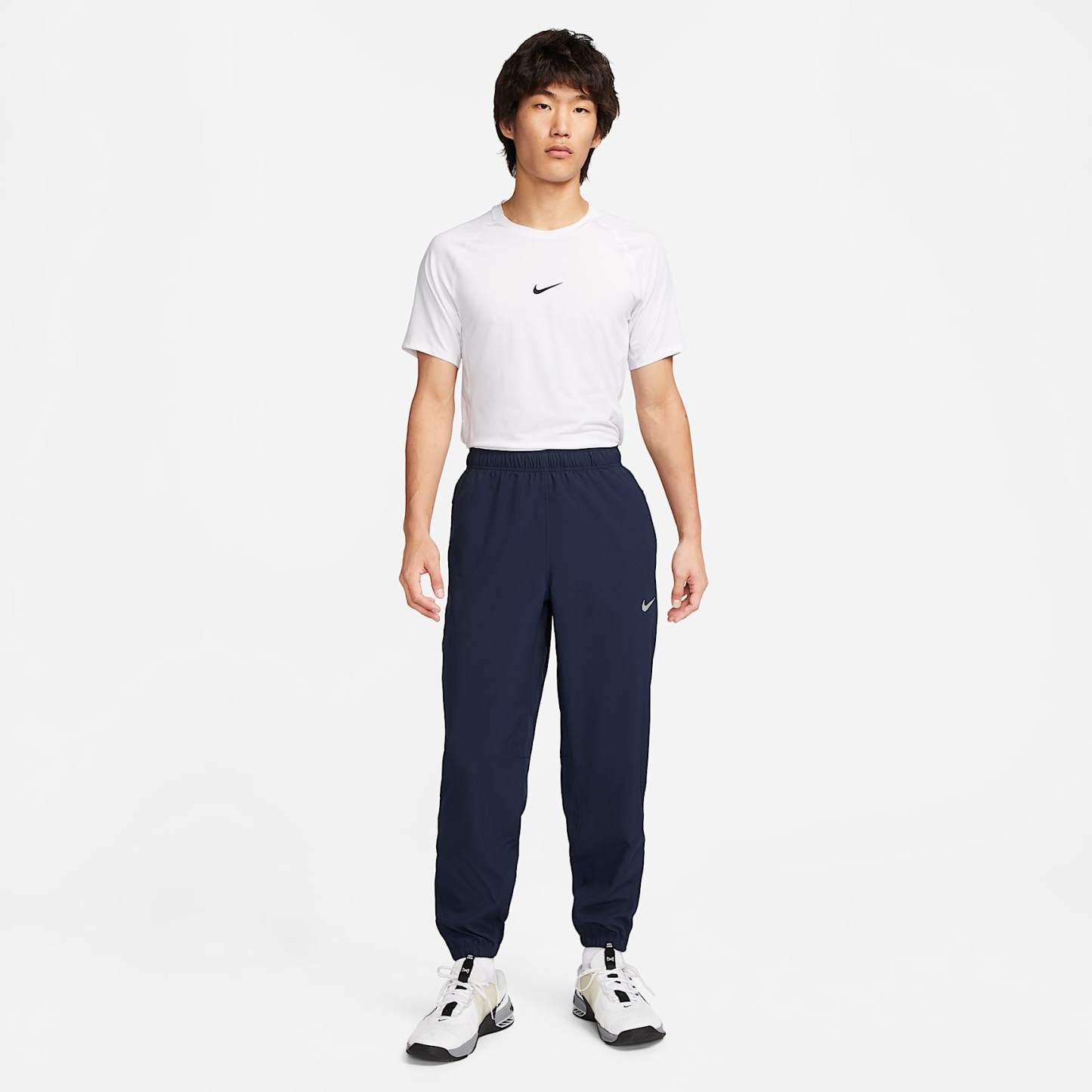 Nike Form Men's Dri-FIT Tapered Versatile Trousers – Obsidian/Black