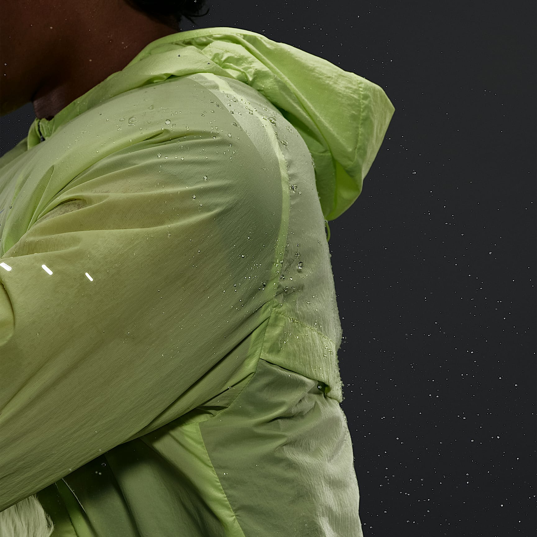 Nike Stride Men's Repel UV Running Jacket – Light Lemon Twist/Light Lemon Twist