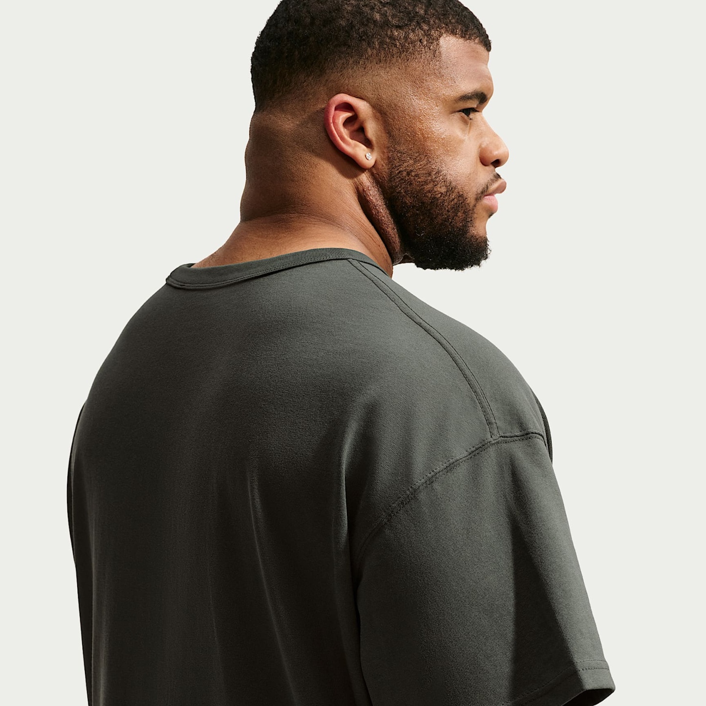 Nike Sportswear Premium Essentials Men's T-Shirt – Newsprint