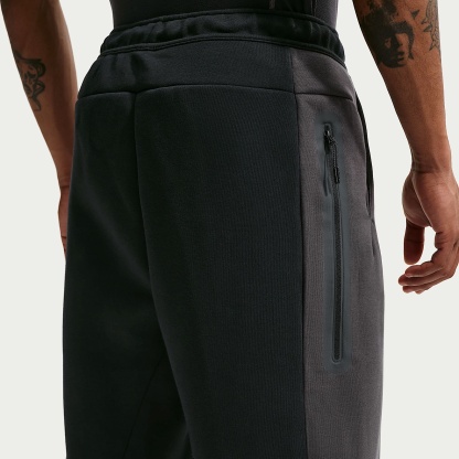 Nike Tech Men's Colour-Block Open-Hem Fleece Trousers – Black/Anthracite/Black