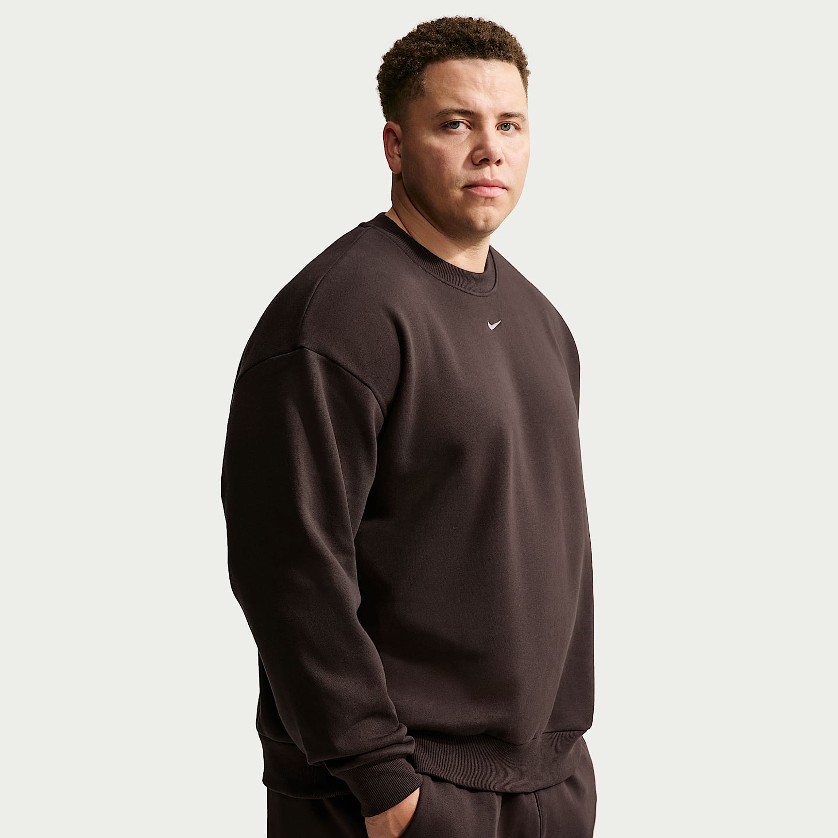 Nike Solo Fleece Men's Crew-Neck Sweatshirt – Velvet Brown/Sail