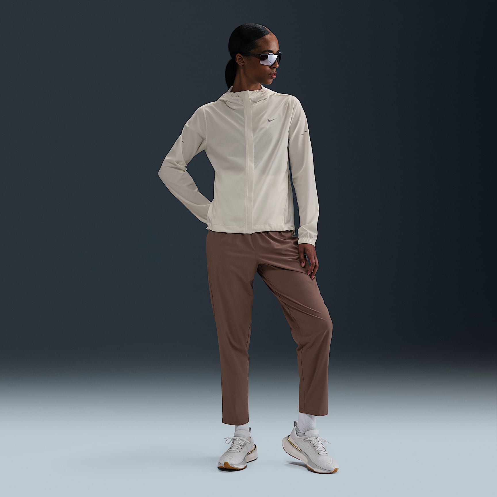 Nike Swift Women's Repel Packable Running Jacket – Sail