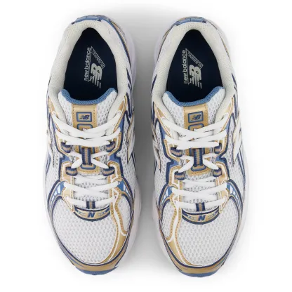 740 – Heron Blue with Vintage Indigo and Gold Metallic