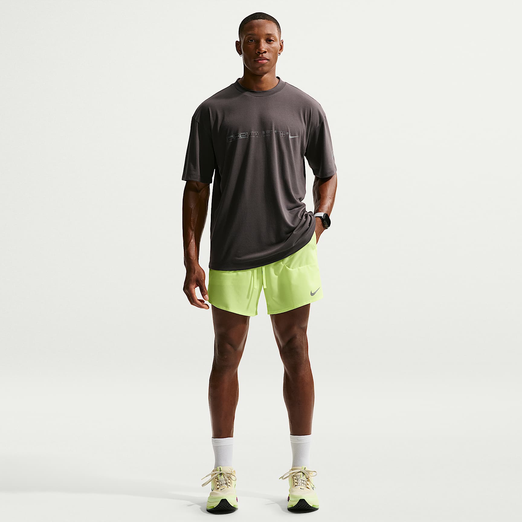 Nike Stride Men's Dri-FIT 18cm (approx.) 2-in-1 Running Shorts – Volt Ice