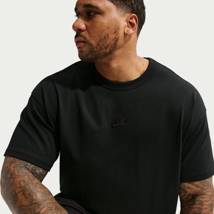 Nike Sportswear Premium Essentials Men's T-Shirt – Black