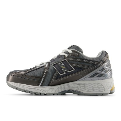 U1906R – SLATE GREY with BLACK METALLIC and WHITE PEACH