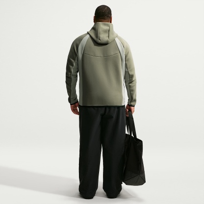 Nike Tech Men's Colour-Block Full-Zip Fleece Windrunner Jacket – Silver Sage/Jade Horizon/Black