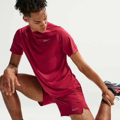 Nike Stride Men's Dri-FIT 18cm (approx.) Briefs-Lined Running Shorts – Tough Red/Reflective Silver