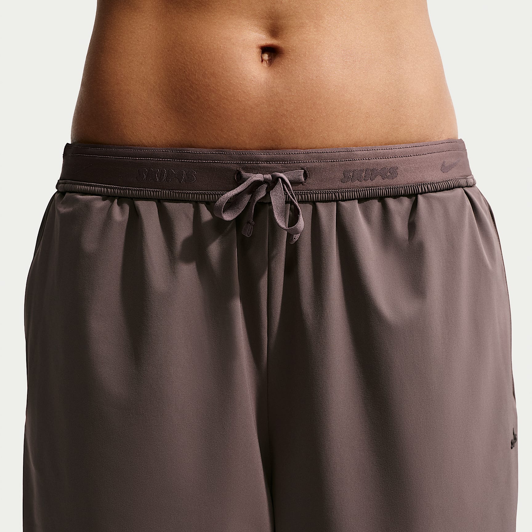 NikeSKIMS Stretch Nylon Women's Oversized Trousers – NSKM Resin