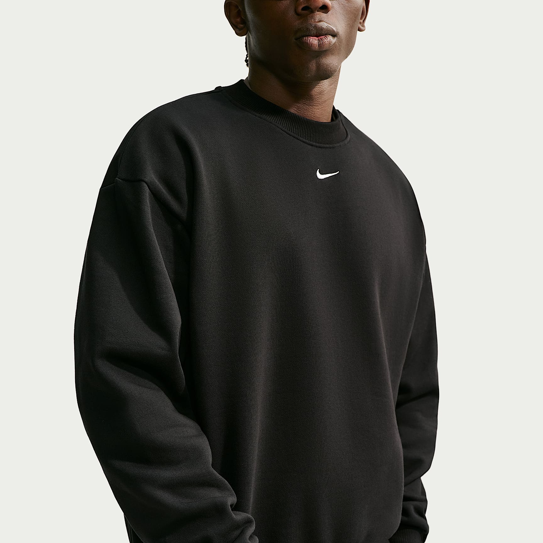 Nike Solo Fleece Men's Crew-Neck Sweatshirt – Total Black/Sail