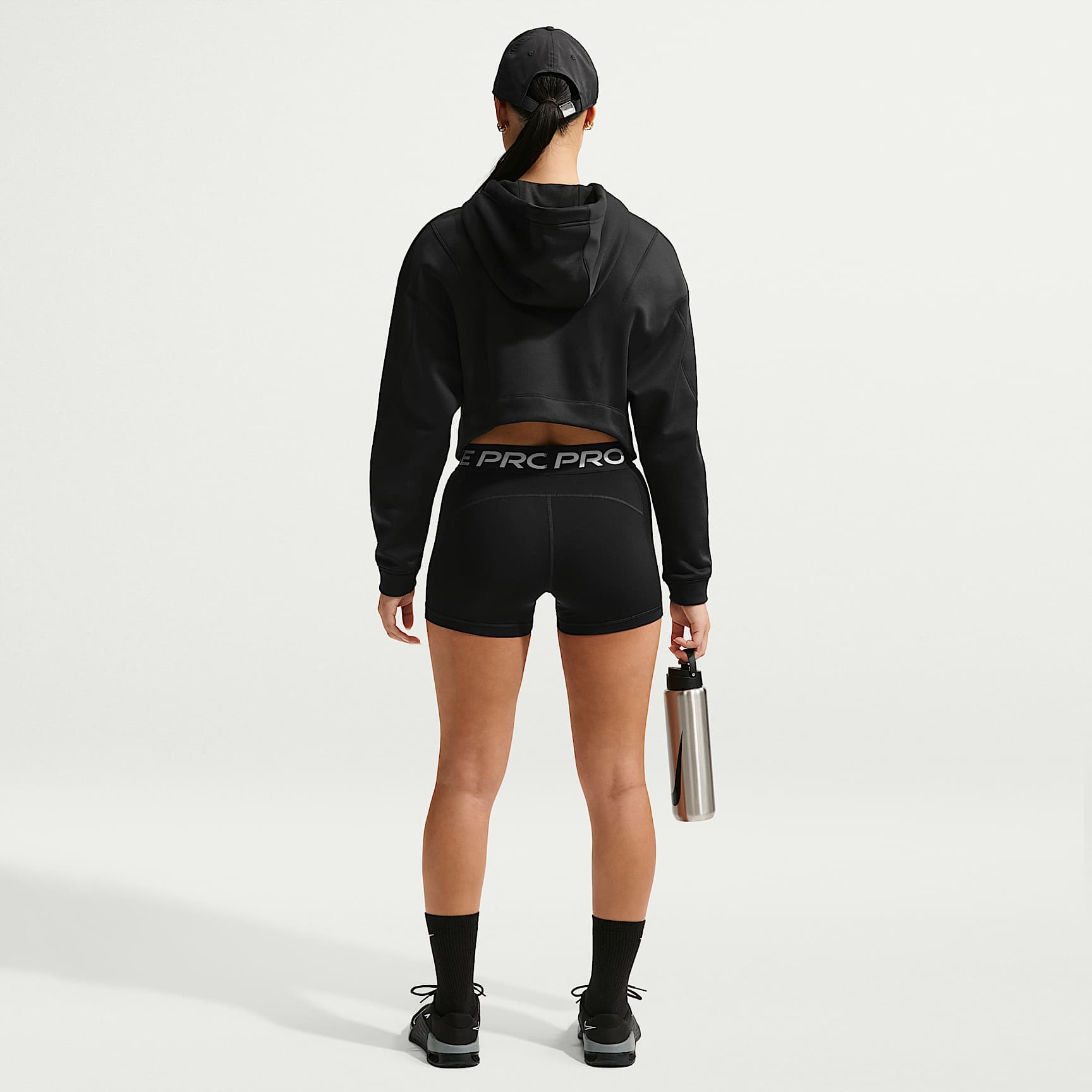Nike Pro Women's Mid-Rise 7.5cm (approx.) Biker Shorts – Black/White