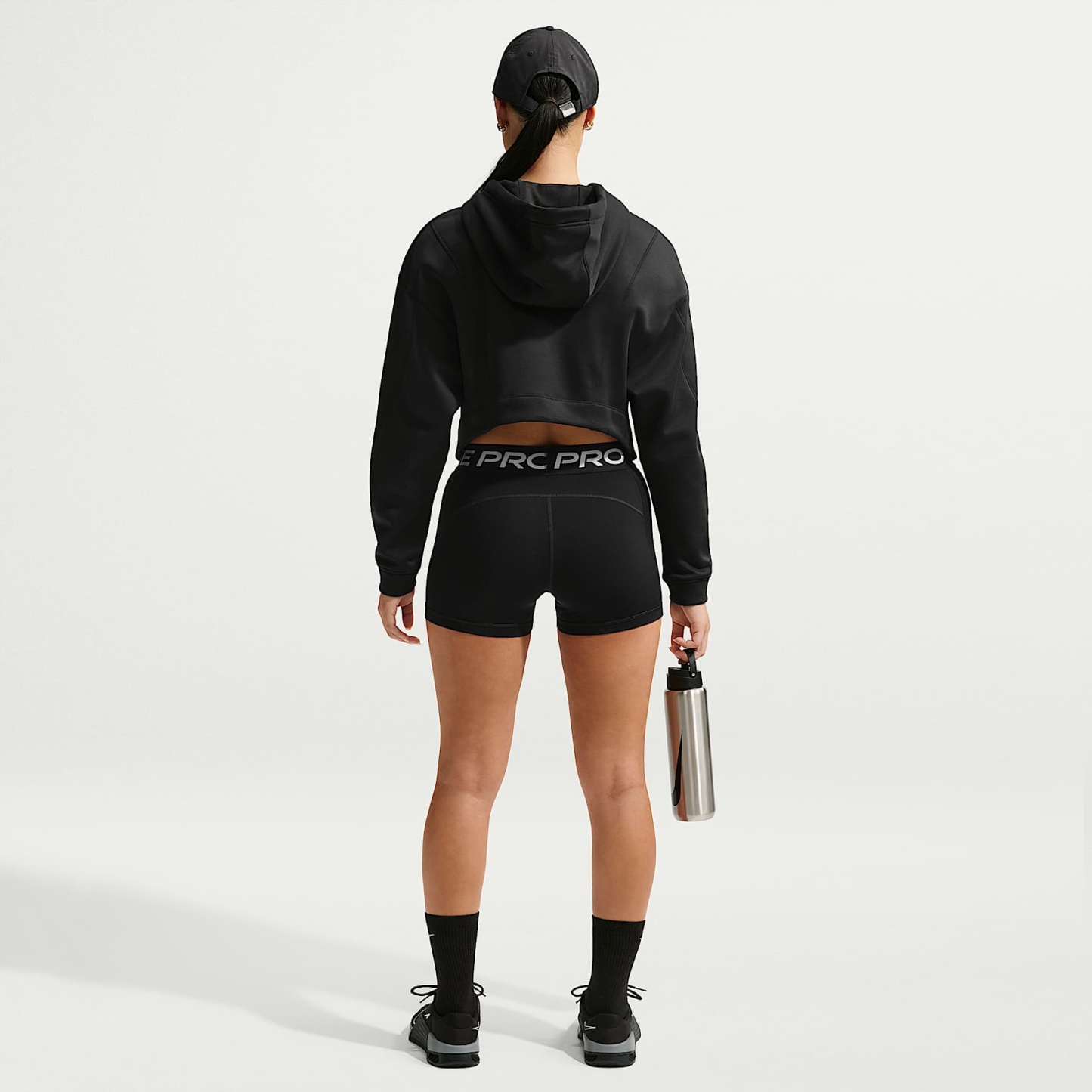 Nike Pro Women's Mid-Rise 7.5cm (approx.) Biker Shorts – Black/White