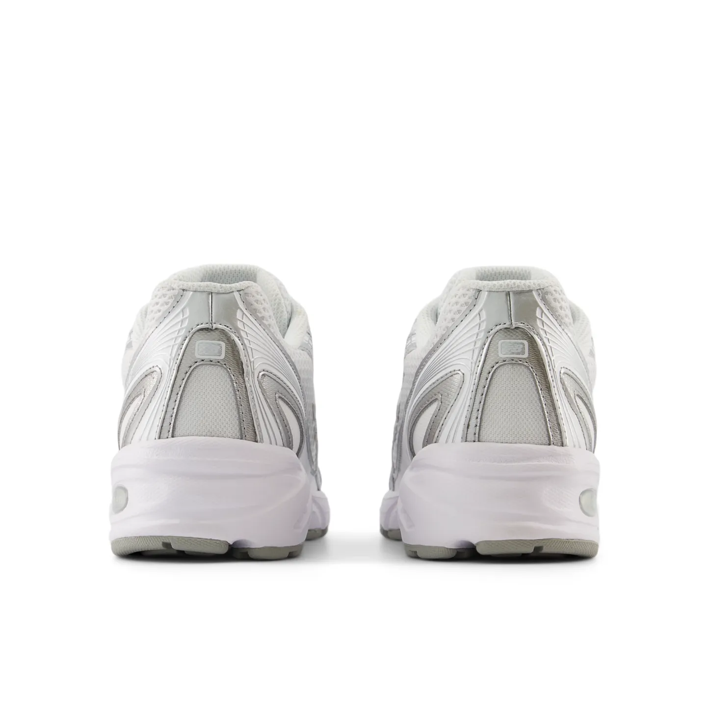 740 – WHITE with Metallic Silver and Reflection