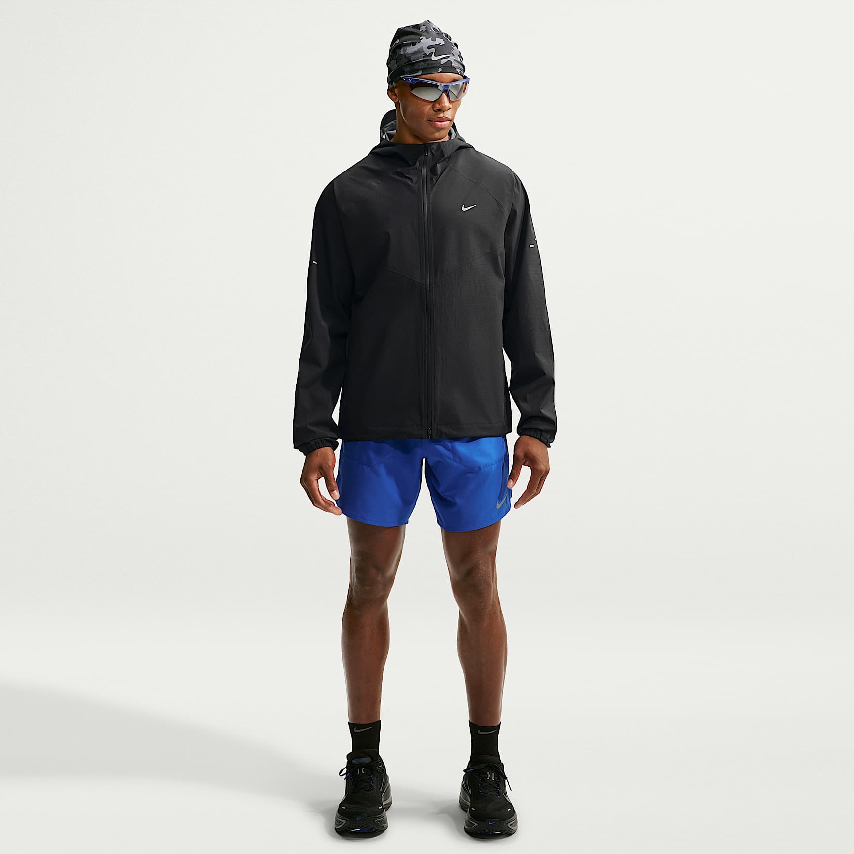 Nike Stride Men's Storm-FIT ADV Waterproof Running Jacket – Black