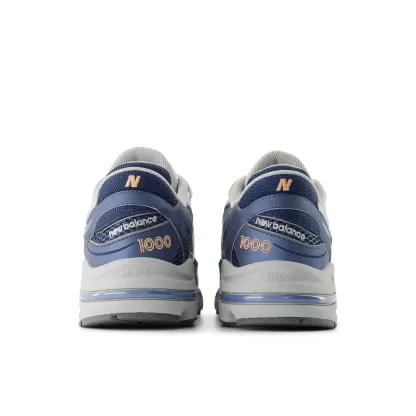 1000 – Vintage Indigo with Light Silver Metallic and Peach Nectar