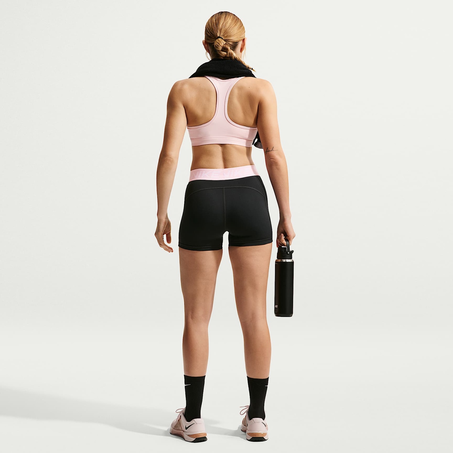 Nike Pro Women's Mid-Rise 7.5cm (approx.) Biker Shorts – Black/Pink Foam/White