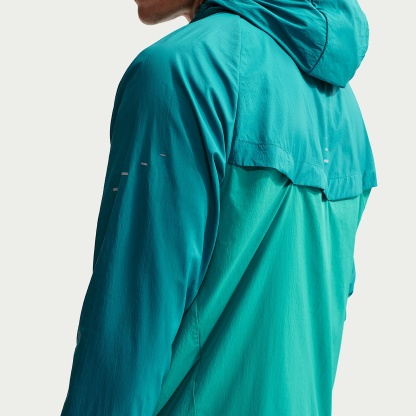 Nike Stride Men's Repel UV Running Jacket – Bright Spruce/Energy