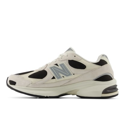 2010 – SEA SALT with BLACK CEMENT