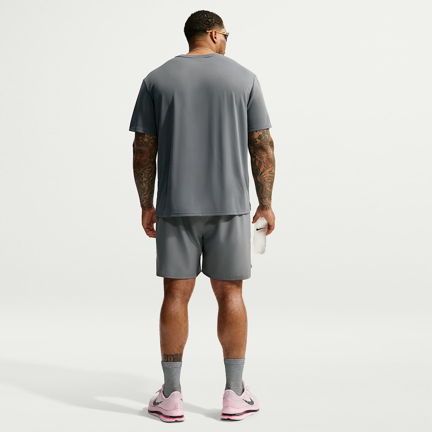 Nike Miler Men's Dri-FIT Short-Sleeve Running Top – Smoke Grey/Iron Grey