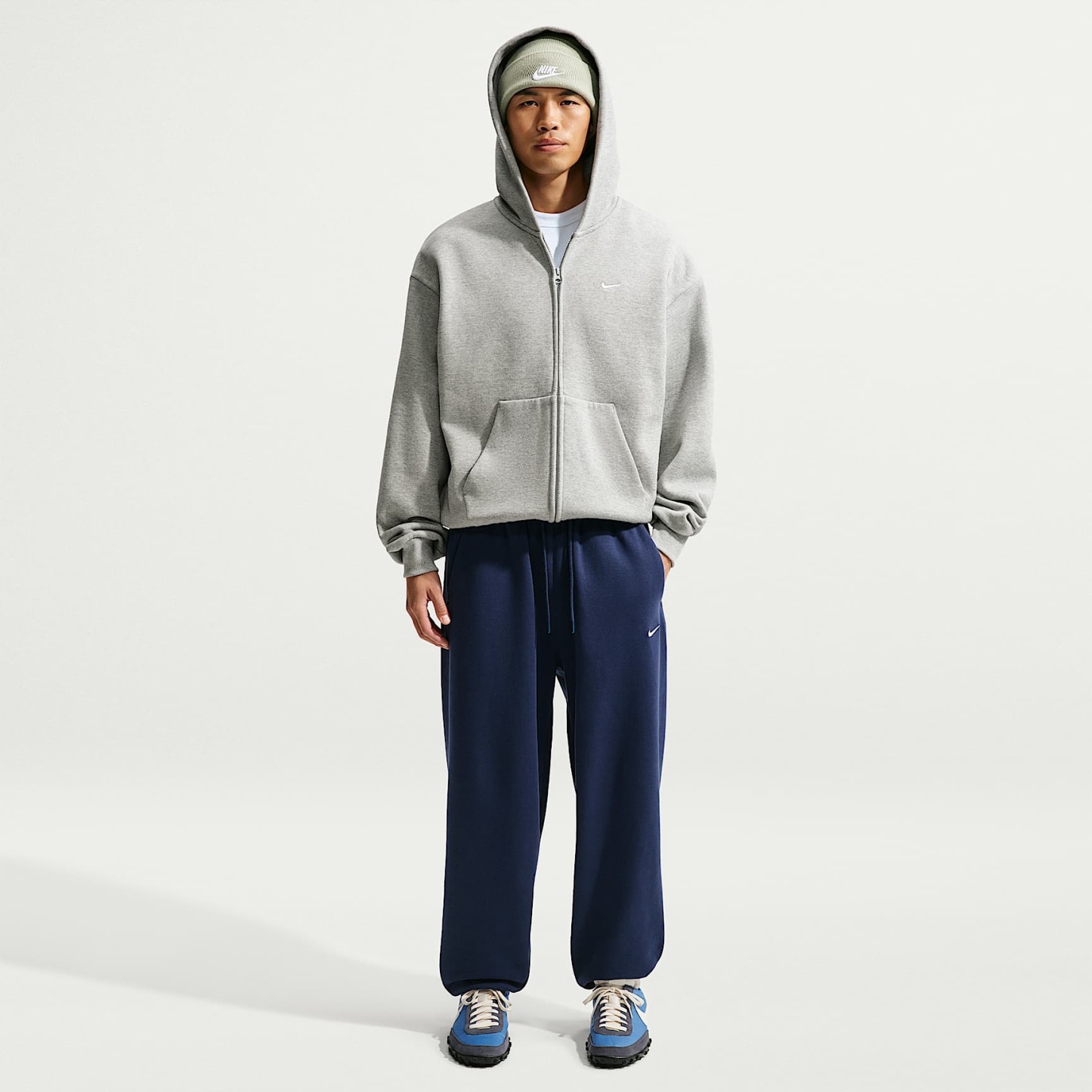 Nike Solo Fleece Men's Cuffed Trousers – Midnight Navy/Sail