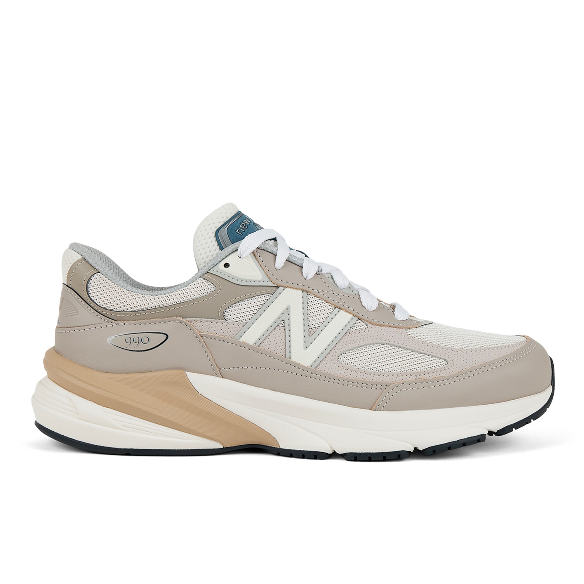 Made in USA 990v6 – Light Mushroom with Moonrock