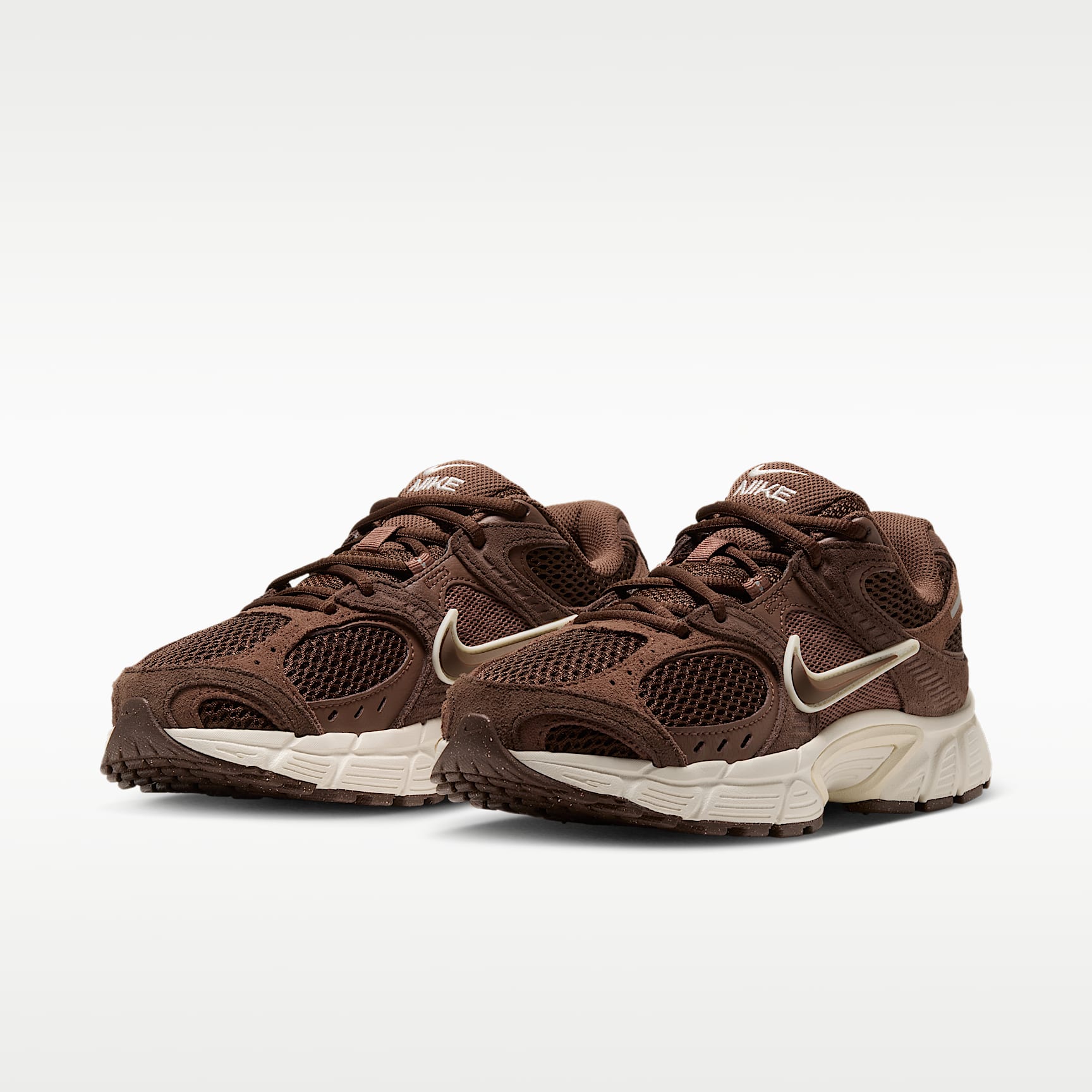 Nike V5 RNR Suede Women's Shoes – Cacao Wow/Infinite Sable/Soft Pearl/Cacao Wow