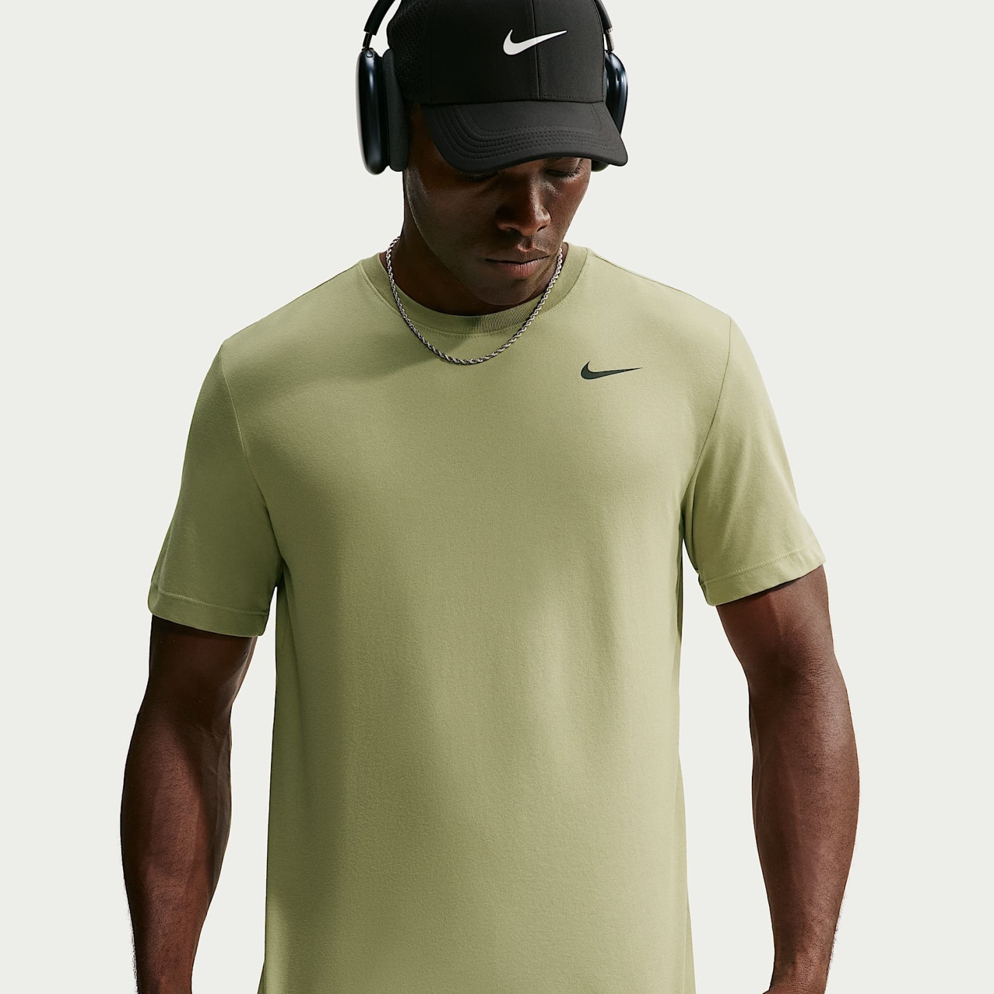 Nike Dri-FIT Men's Fitness T-Shirt – Dusty Olive/Black