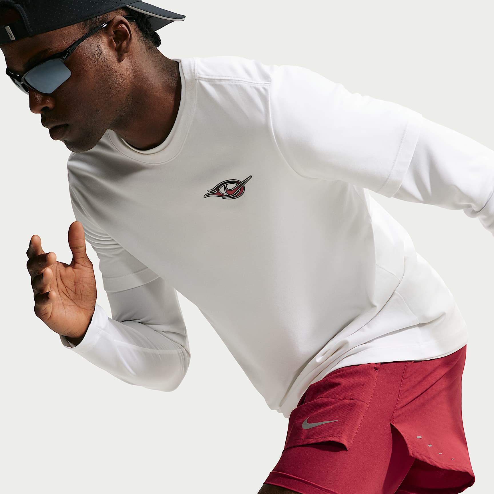 Nike Stride Men's Dri-FIT 13cm (approx.) Hybrid Running Shorts – Tough Red/Reflective Silver