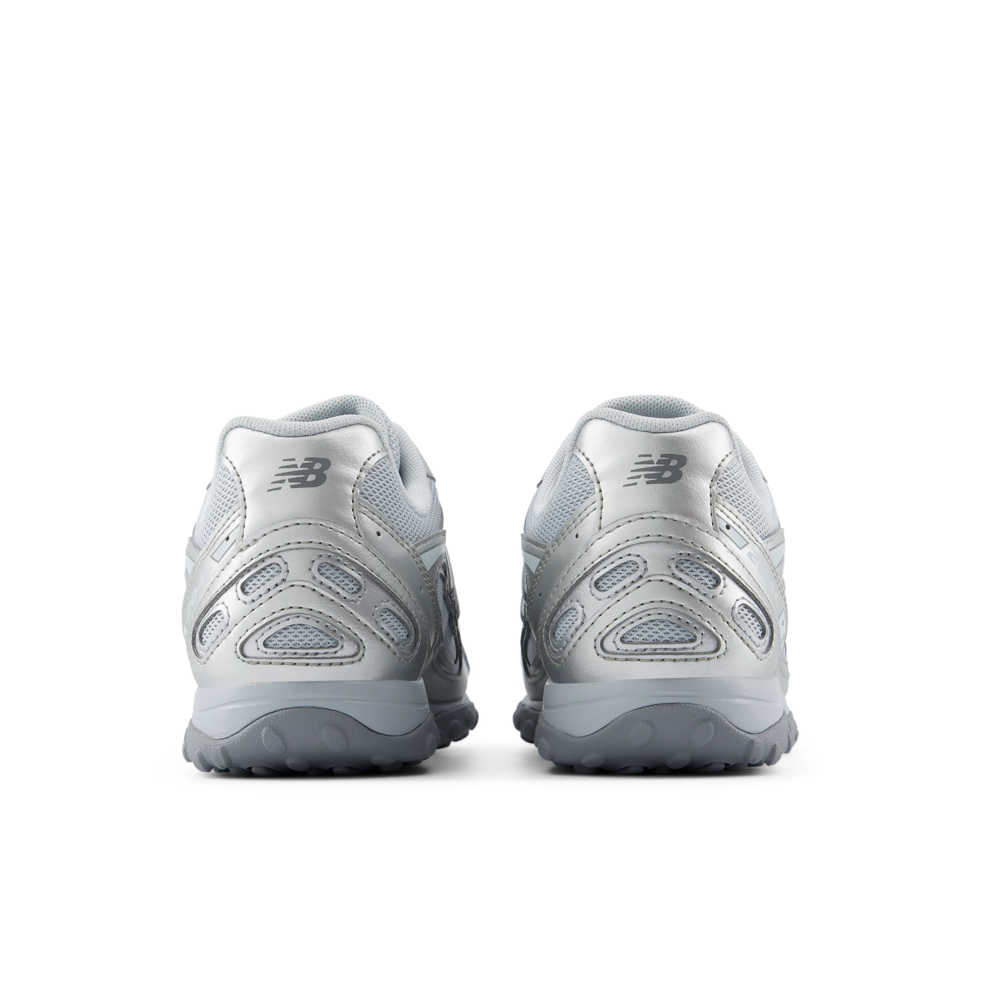 204L – LIGHT ZINC BLUE with LIGHT SILVER METALLIC and SILVER METALLIC