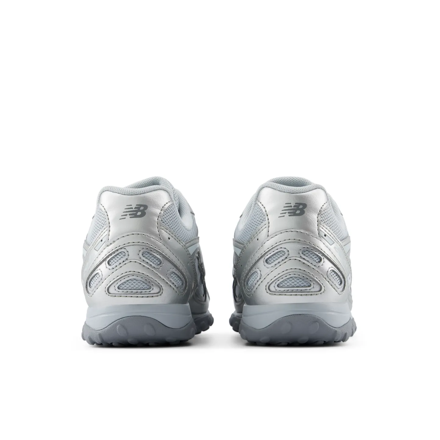 204L – LIGHT ZINC BLUE with LIGHT SILVER METALLIC and SILVER METALLIC