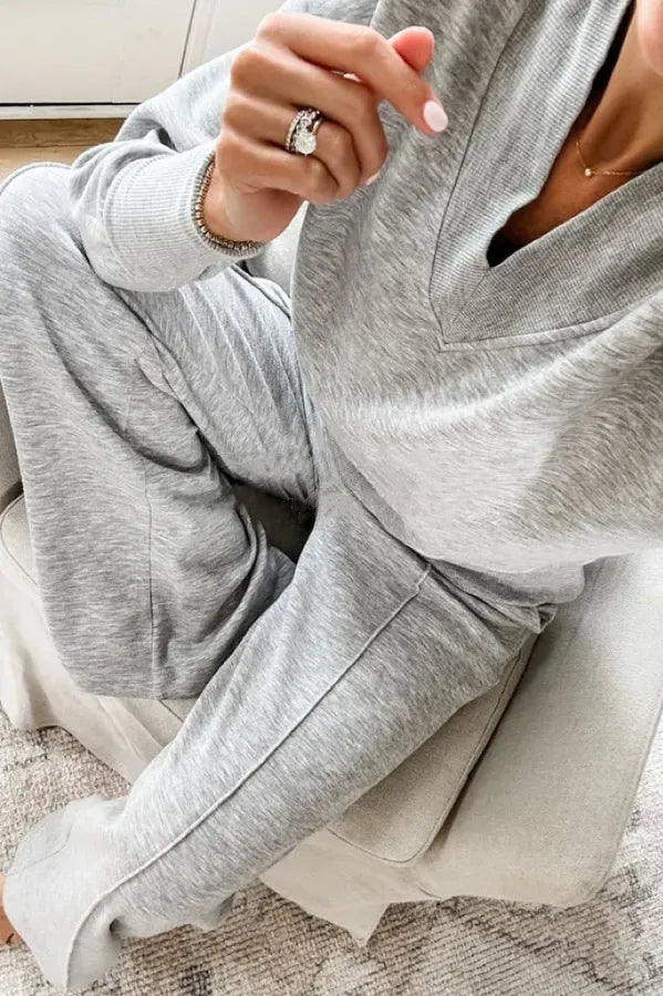 2026 Newly Upgraded Fabric 🔥Women's Solid Color V-neck Top & Pants Two-piece Set