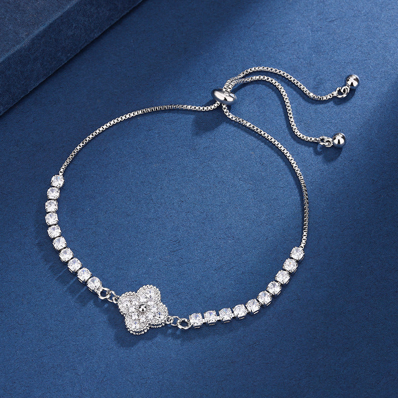 Aria Clover Charm Sada | Bílé zlato