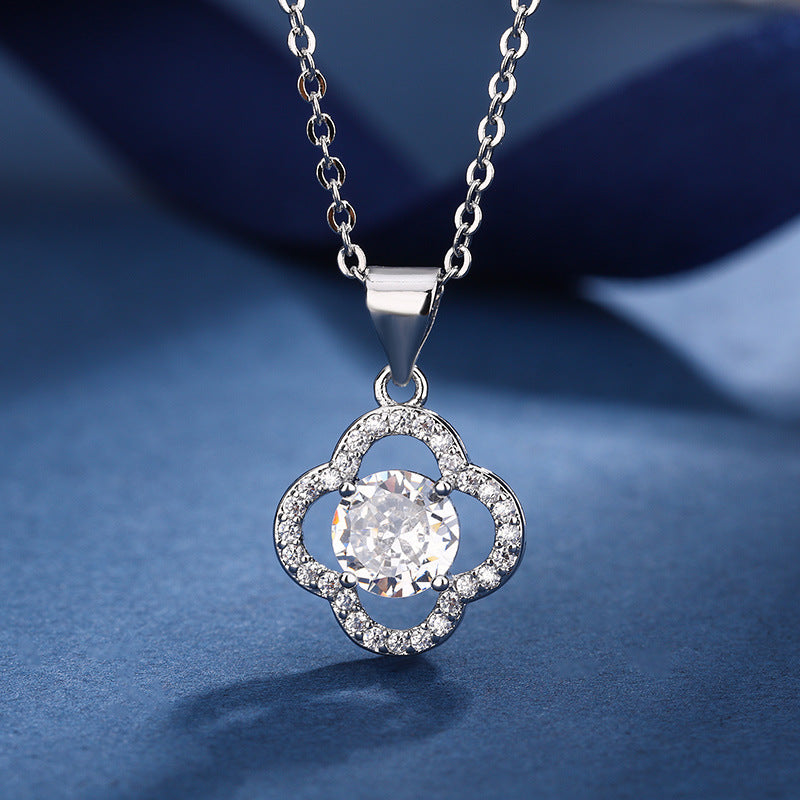 Aria Clover Charm Sada | Bílé zlato