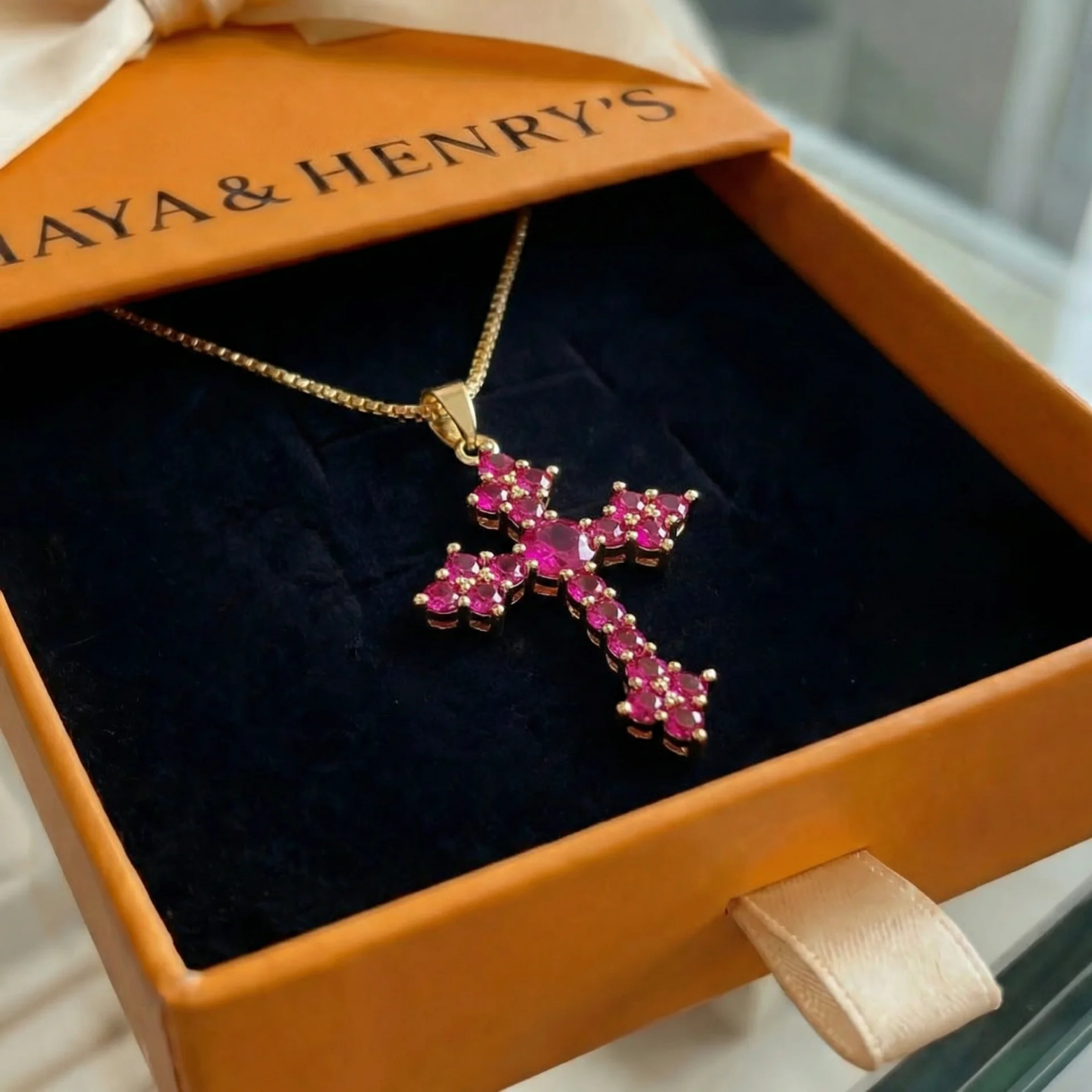Pink Cluster Kříž Náhrdelník | Zlatý