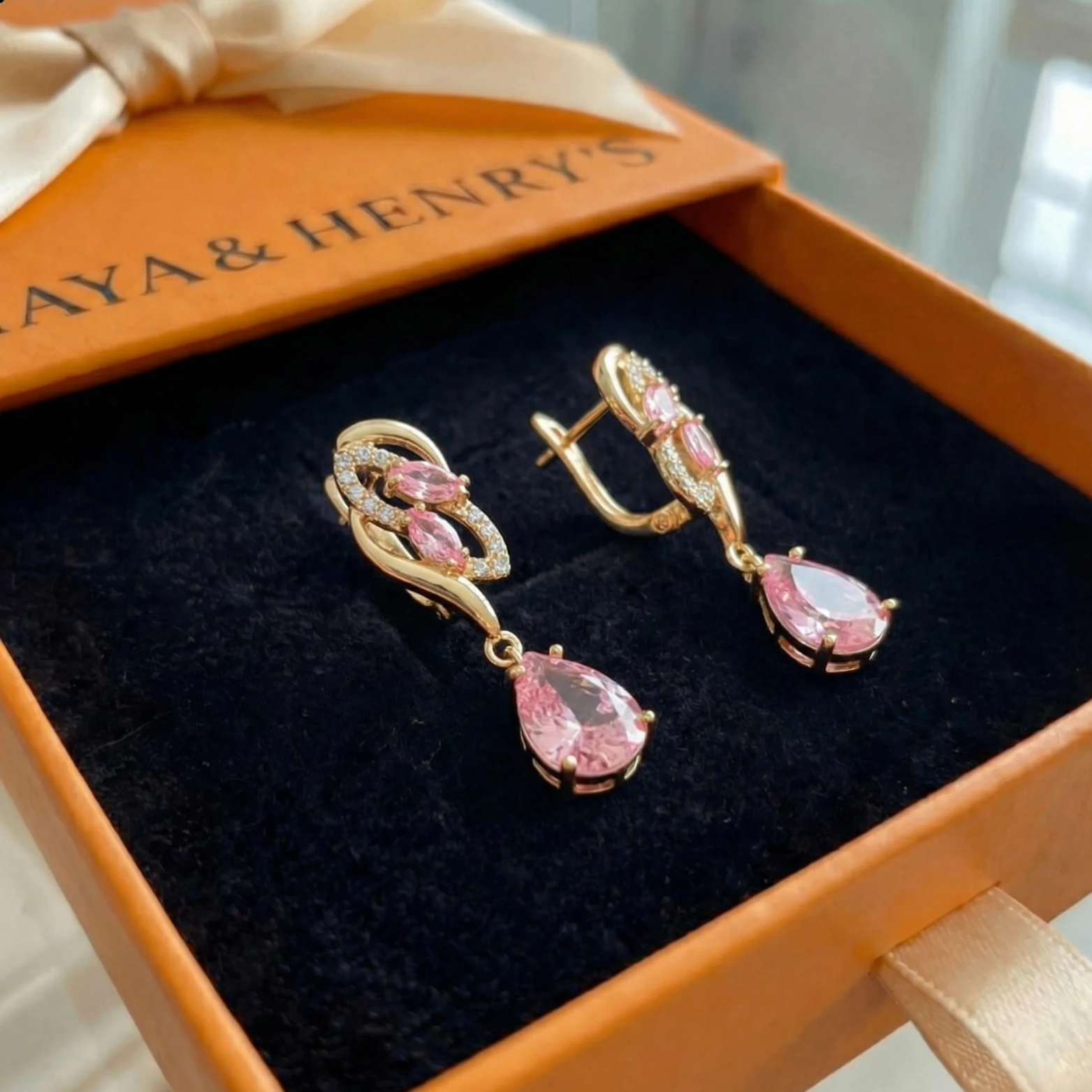 Pink Safír Glimmer Drop Náušnice | Zlatý