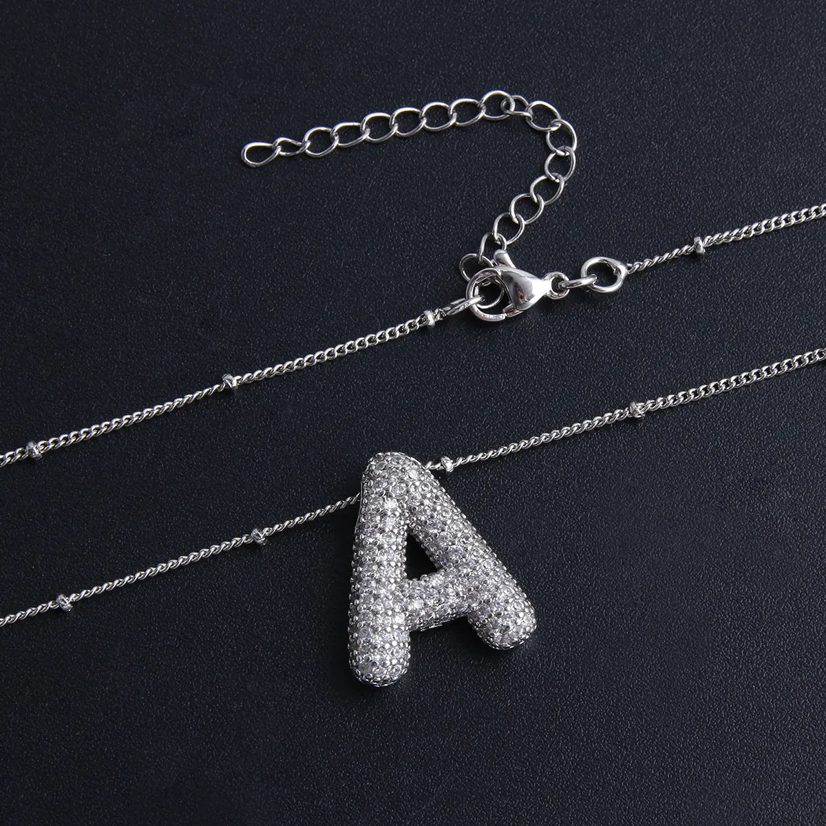 Bubble letter initial Sada náhrdelníků | Bílé zlato