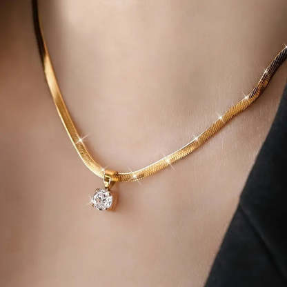 Elegantní Rhinestone Přívěsek Náhrdelník | Zlatý