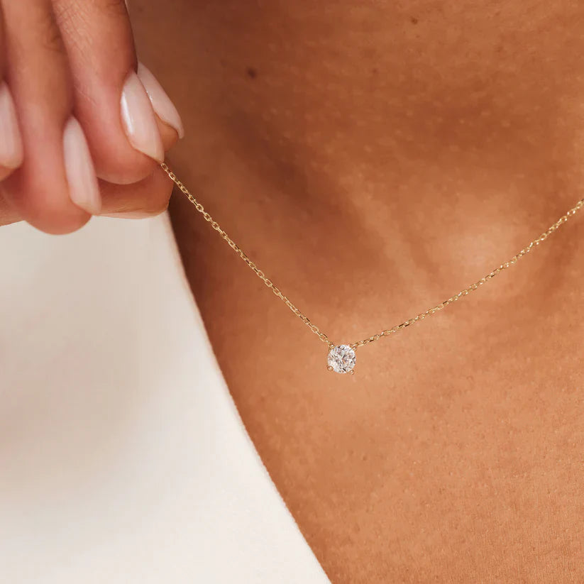 Cléa Moissanite Kámen Náhrdelník | Zlatý