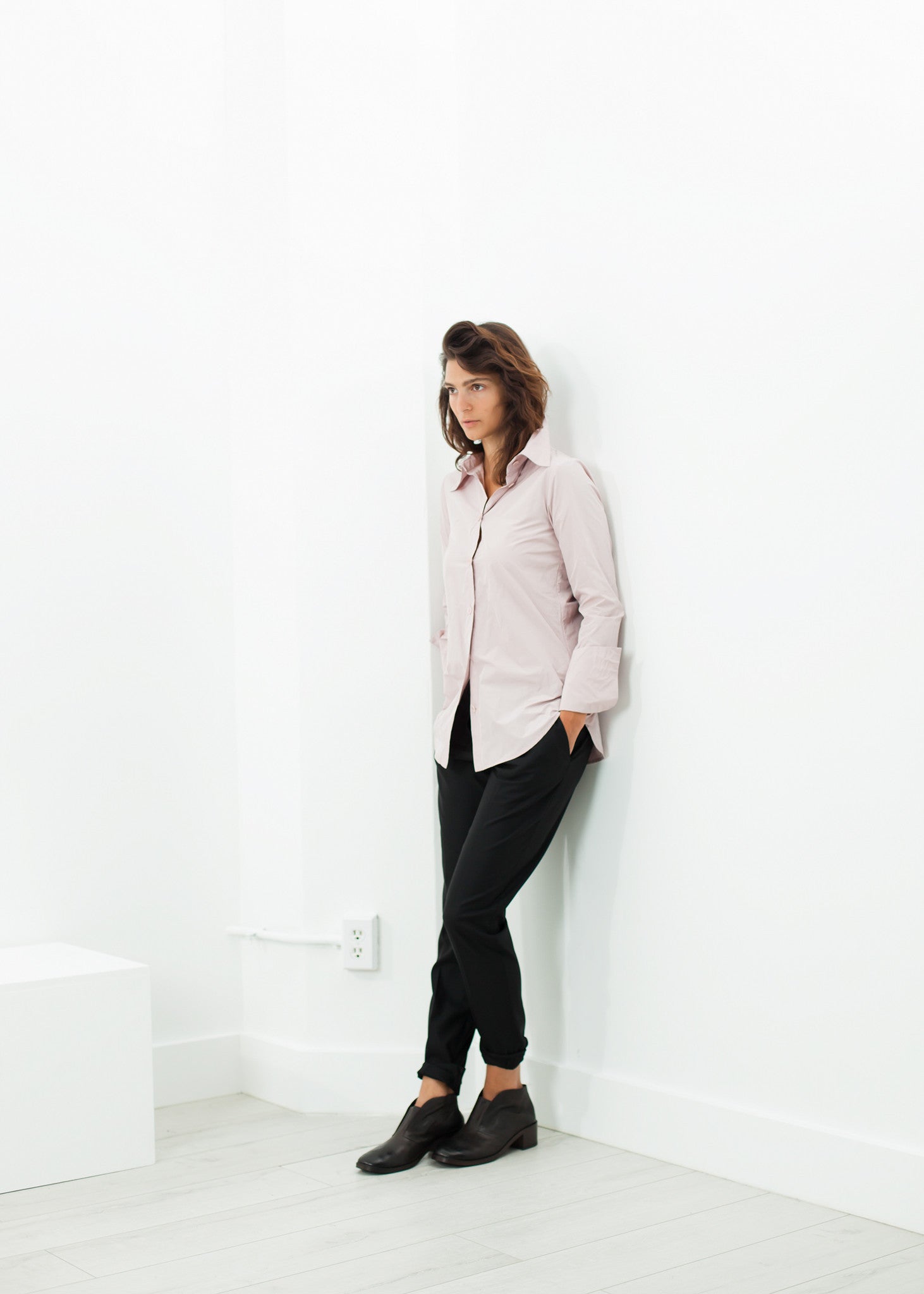 Rowan Lane Women's Pointed Collar Blouse in Rose - Rowan Lane London Womenswear