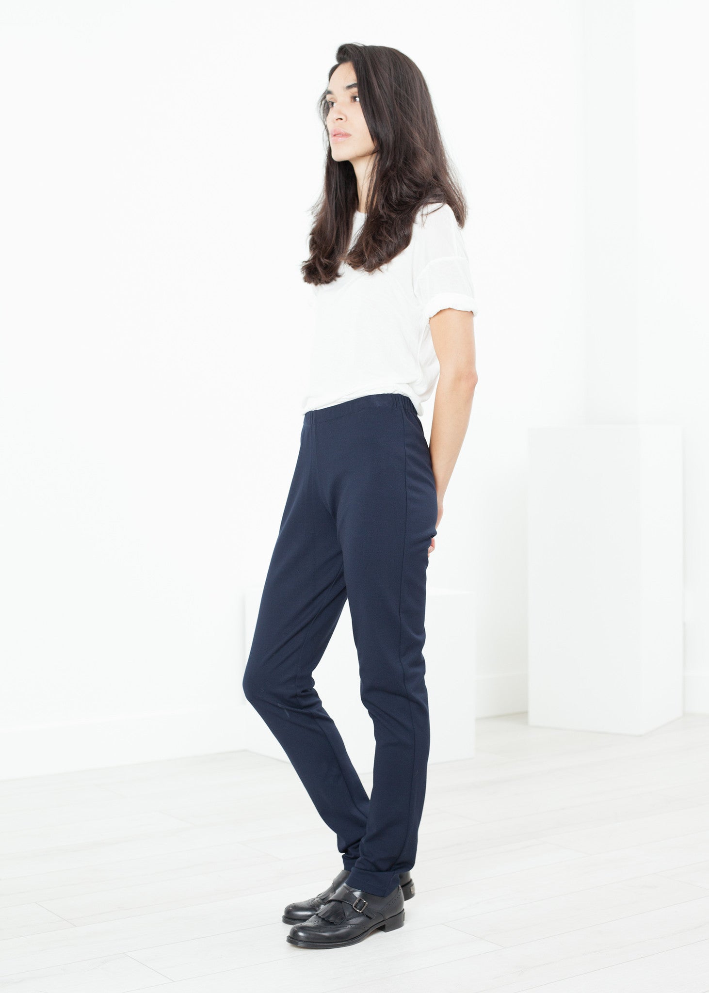 Rowan Lane Women's Easy Slim Pant in Navy - Rowan Lane London Womenswear