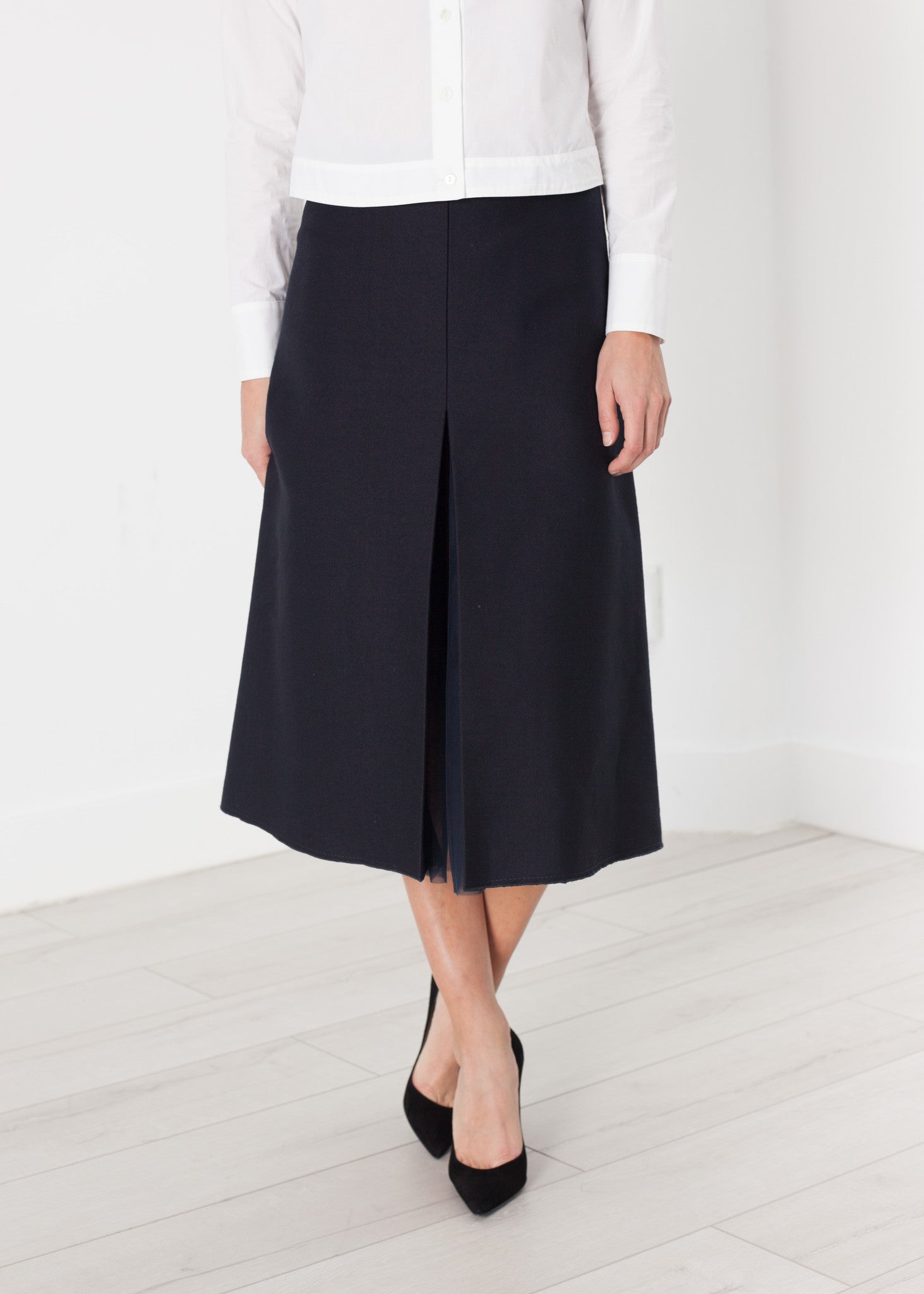 Rowan Lane Women's Tulle Pleat Skirt in Navy - Rowan Lane London Womenswear